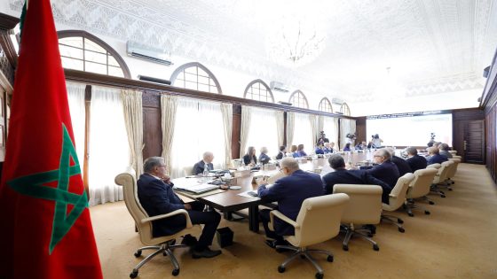 سبب تجاهل الوزارات للنساء المؤهلات في الترقيات؟