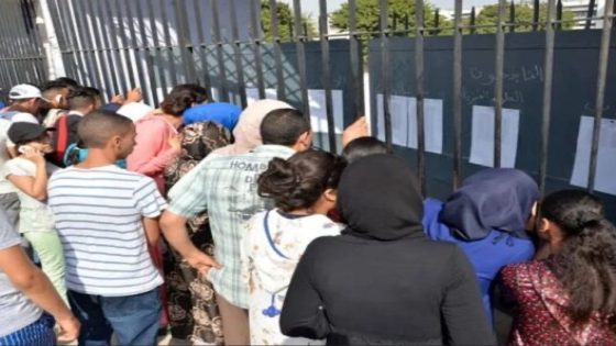 احتجاجات في الدار البيضاء بسبب نتائج الباكالوريا: أولياء أمور يتهمون بـ”التلاعب” ويطالبون بإعادة التصحيح