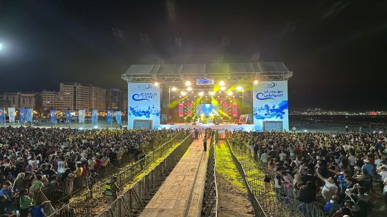 حرارة المهرجان: الرابور ‘الحر’ يأسر جماهير الشواطئ