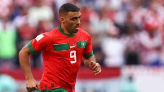 حمد الله يُحفز لاعبي أولمبيك آسفي قبل النهائي برسالة مؤثرة ومكافأة مغرية