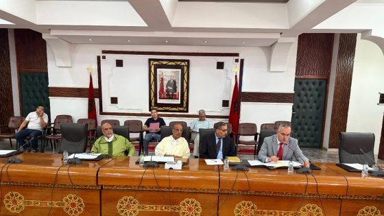 مجموعة الجماعات الترابية ” التعاون” تعقد دورة إستثنائية لتسريع إنجاز مركز لإحتضان وصيانة حافلات النقل بين الجماعات بإقليم تاونات