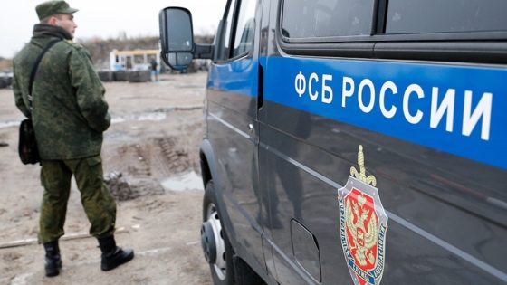 رحلة الحارگ المغربي: تجارب عاطفية في روسيا