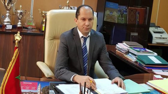 زيارة عامل إقليم اليوسفية السيد عبد المومن طالب للسوق يفجر فضيحة من العيال الثقيل.