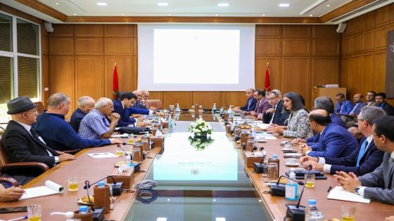 اجتماع اللجنة التقنية لإصلاح التقاعد بالمغرب مع النقابات