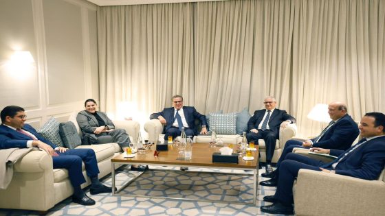 الأزمة السياسية: نزار بركة في عزلة وسط الأغلبية والمعارضة