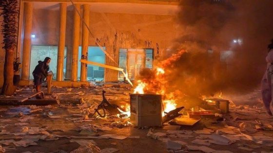 المغاربة صُدموا لهول الحقد الدفين الذي انفجر بوجه الوطن : إنذار مجتمعي خطير