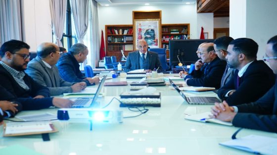 قلعة السراغنة: اجتماع برئاسة العامل سمير اليزيدي لتسريع برامج تعبئة وتمليك الأراضي السلالية لخدمة التنمية الفلاحية