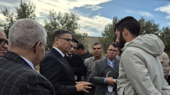 عامل إقليم تازة، يتفقد المشاريع والأوراش التنموية بمدينة تازة