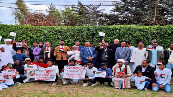 الرباط.. الجالية السودانية تقف موحّدة بسفارة بلادها تنديداً بجرائم الحرب في الفاشر وبارا