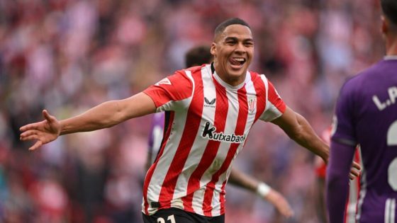 جراحة الركبة تبعد سنادي عن بلباو وتُضيع حلمه في كأس أفريقيا