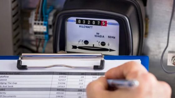 شكاية رئيس جماعة عين الشقف تسقط شبكة خطيرة لتزوير عدادات الماء والكهرباء وإيداع متورطين سجن بوركايز