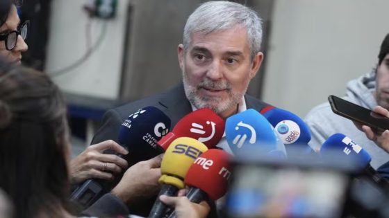 تهديد حكومة الكناري للخارجية الإسبانية بعد استبعادها من القمة