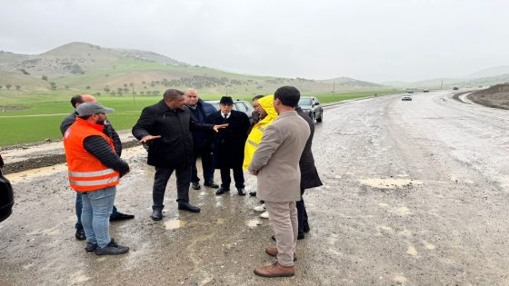 تتبع ورش تثنية الطريق الوطنية رقم 8 بين فاس وتاونات… عامل الإقليم يترأس اجتماعا ميدانيا ويباشر زيارة تفقدية للأشغال