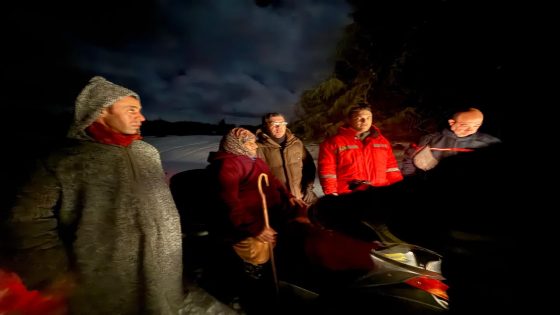 “ثماني ساعات من التدخل البطولي لإنقاذ مسنة في جبال إفران: تدخل ميداني استثنائي لرئيس دائرة أزرو مع متابعة دقيقة لعامل الإقليم إدريس مصباح، في إطار الرعاية السامية لصاحب الجلالة”