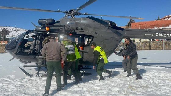 مروحيات الدرك الملكي تُسخَّر لخدمة ساكنة الأقاليم الجبلية المتضررة من التساقطات الثلجية