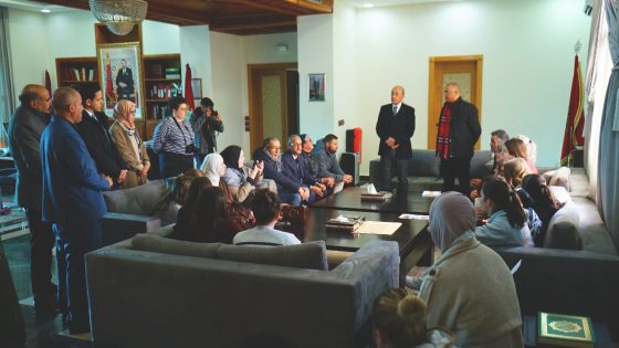 استقبال وفد فرنسي في إطار برنامج التبادل الثقافي المغربي–الفرنسي بقلعة السراغنة