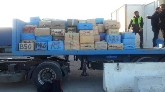 الدرك الملكي بالناظور يُفشل عملية تهريب 130 رزمة من المخـدرات بميناء غرب المتوسط