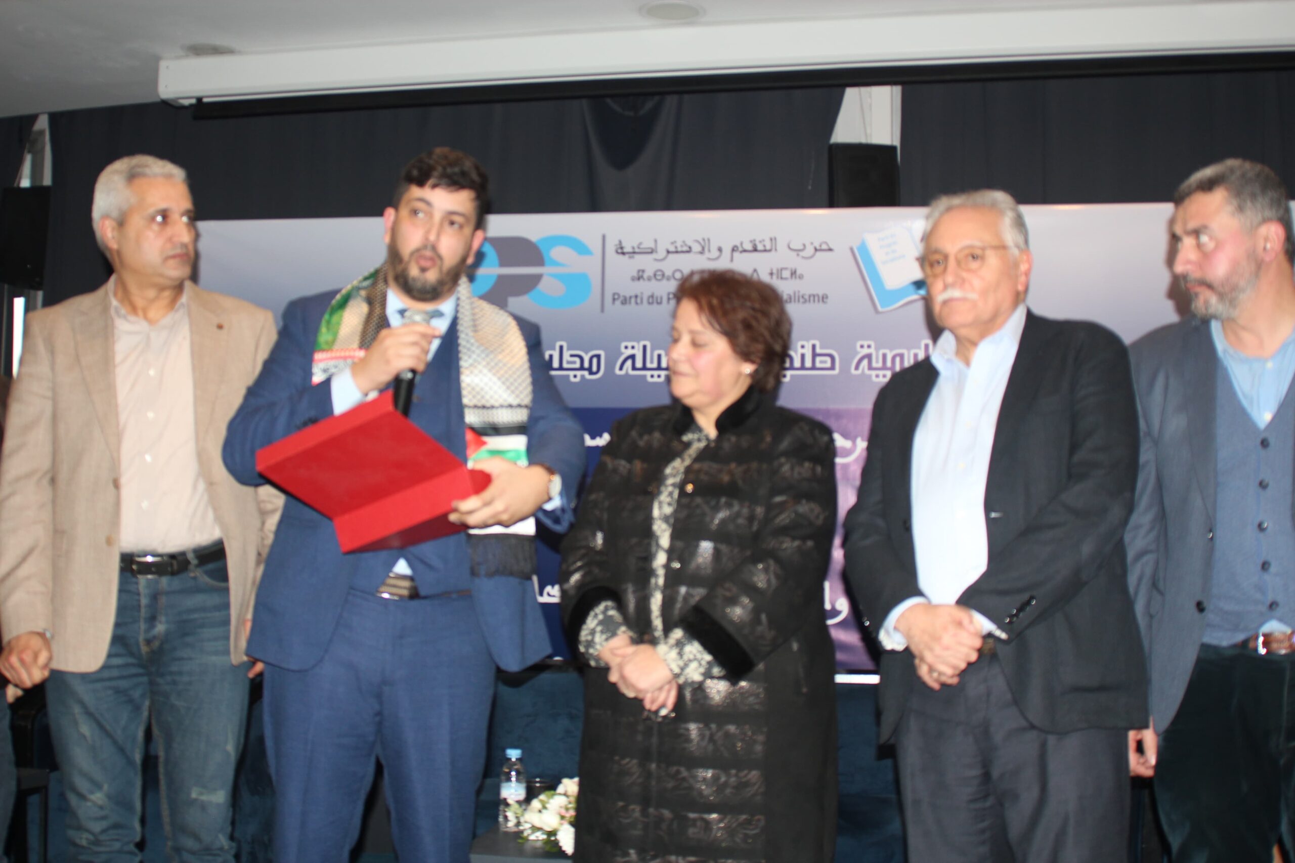 لقاء تواصلي للأمين العام لحزب التقدم والاشتراكية مع مناضلي طنجة – أصيلة…..