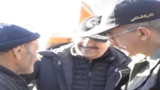 نظرة أب وابتسامة طمأنينة… عامل إقليم القنيطرة يجبر خاطر شيخٍ من ضحايا الفيضانات