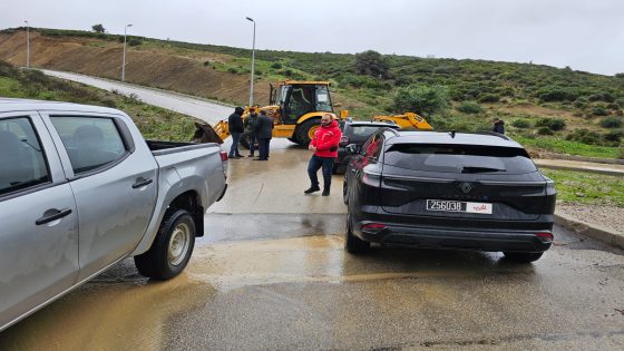 طنجة : لجنة موسعة تتدخل لإنقاذ قنطرة من الانهيار في ظل الفيضانات الكبرى بشمال المغرب.