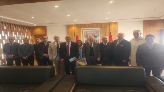 مراكش: لقاء تشاوري بين ولاية الجهة والجمعية الجهوية للمنعشين العقاريين لتعزيز مناخ الاستثمار العقاري
