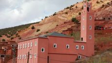 جريـ ـمة صادمة بالدريوش.. شخص يقـ ـتل إمام مسجد أثناء صلاة الفجر بجماعة امهاجر