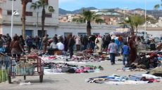 “تغول الفراشة في بني مكادة يبتلع الشوارع والأزقة ، ويخنق حركة السير والجولان”ليحول المنطقة إلى بنغلاديش.