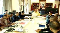 عامل إقليم قلعة السراغنة يترأس اجتماعا لتسريع مشروع تزويد 40 دوارا بالماء الصالح للشرب بجماعتي جبيل وجوالة