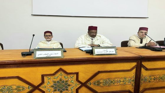 عامل إقليم تاونات يترأس حفل توديع حجاج بيت الله الحرام المتوجهين إلى الديار المقدسة