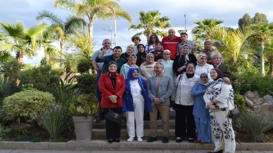 تكريم مؤثر لممرضة بتازة.. “بيت غلام” يحتفي بمسيرة فاطمة دادا في حفل وفاء مميز