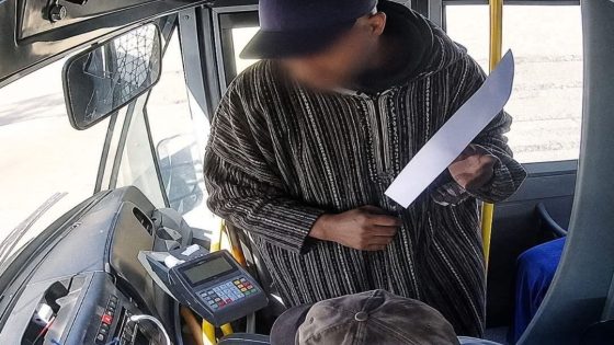 20 سنة سجناً نافذاً لمقتحم حافلة النقل الحضري بالجديدة… القضاء يحسم قضية أثارت الرأي العام