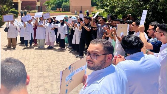 غضب الأطباء الداخليين يهزّ مستشفى محمد السادس بمراكش.. أجور معلقة منذ أشهر وتصعيد مفتوح