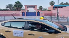سائق سيارة أجرة يضرب أروع الأمثلة في المواطنة… سعيد بلعضراوي ينقل مترشحي البكالوريا مجاناً إلى مراكز الامتحان