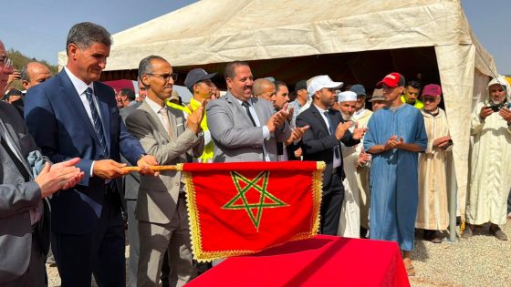 عامل إقليم شيشاوة يعطي انطلاقة مشروع طرقي استراتيجي بجماعة إشمرارن بحضور شخصيات وازنة