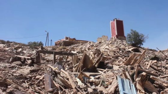 ضحايا زلزال الحوز يصعدون الاحتجاج أمام البرلمان للمطالبة بإنصاف الأسر المقصية من الدعم