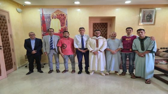 عامل شيشاوة يبحث مع اتحاد تعاونيات الفخار بأمزوضة سبل دعم الحرفيين وتثمين المنتوج المحلي