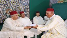 إقليم تاونات: تسليم هبة ملكية كريمة للشرفاء الصافيين والدرقاويين بمناسبة ذكرى وفاة الحسن الثاني طيب الله ثراه